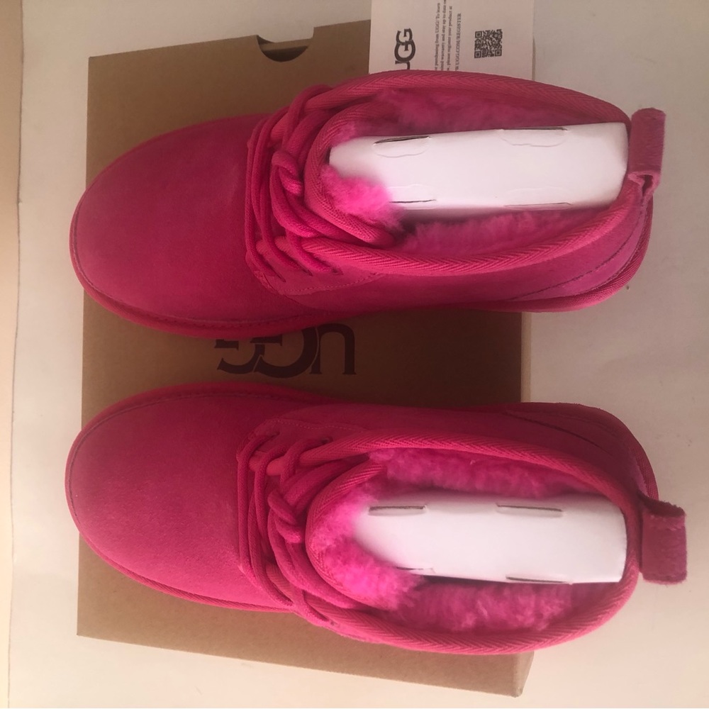 UGG Neumel Chukka Suede Leather Boot. Taffy Pink. New. Size: 8 - Picture 5 of 9